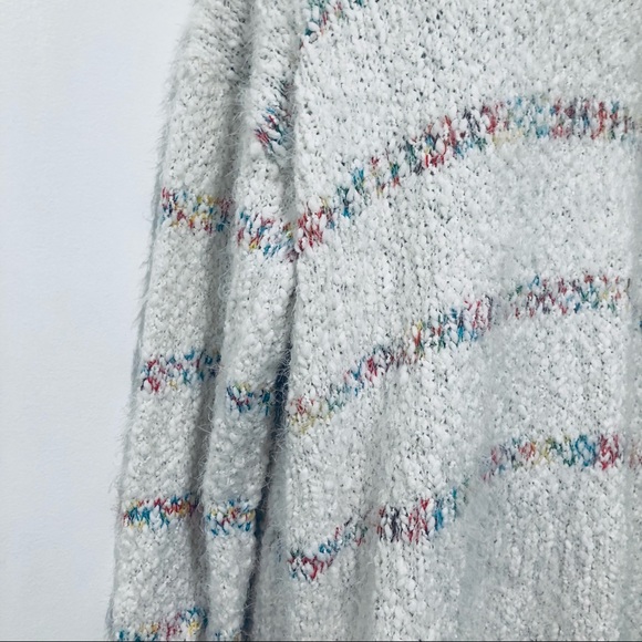 DAVI & DANI PLUS SIZE STRIPED SIDE SLIT SWEATER.SIZE 3 XL - Picture 7 of 10